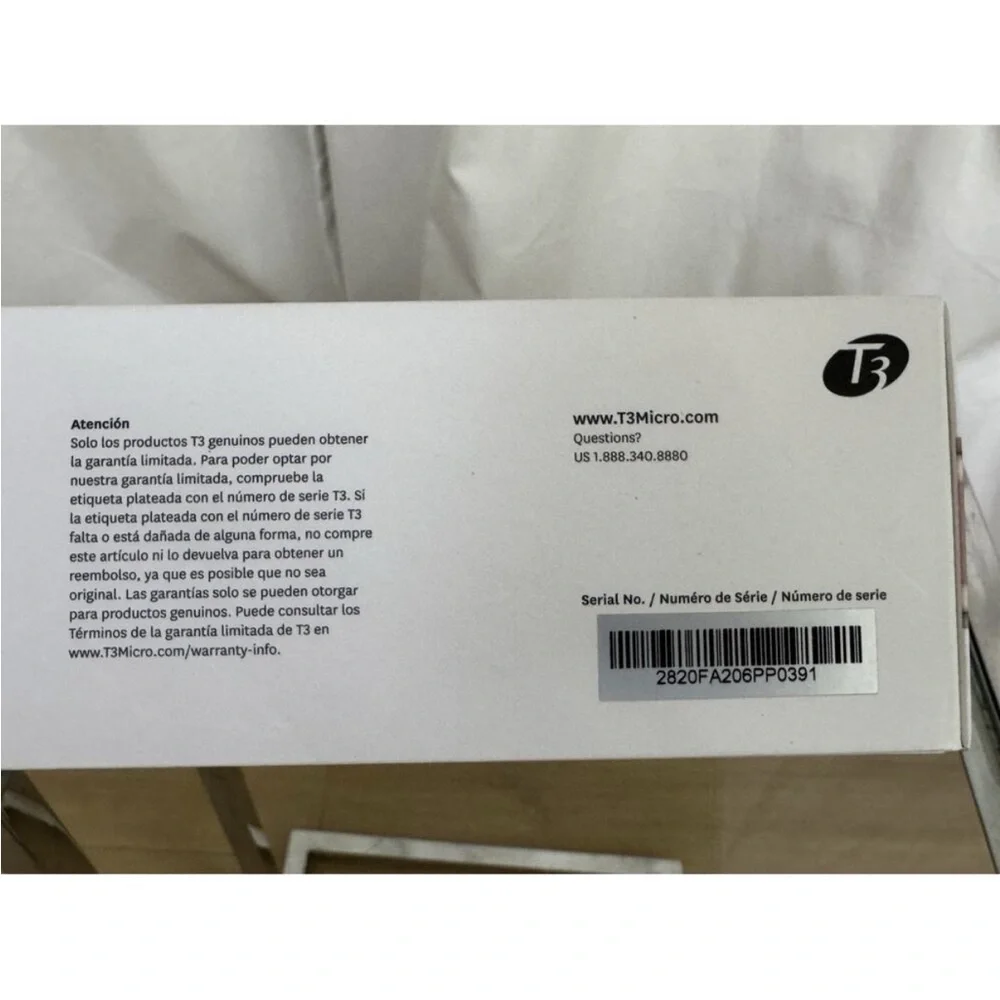 T3 Curling Iron 1.25” - Picture 4 of 8